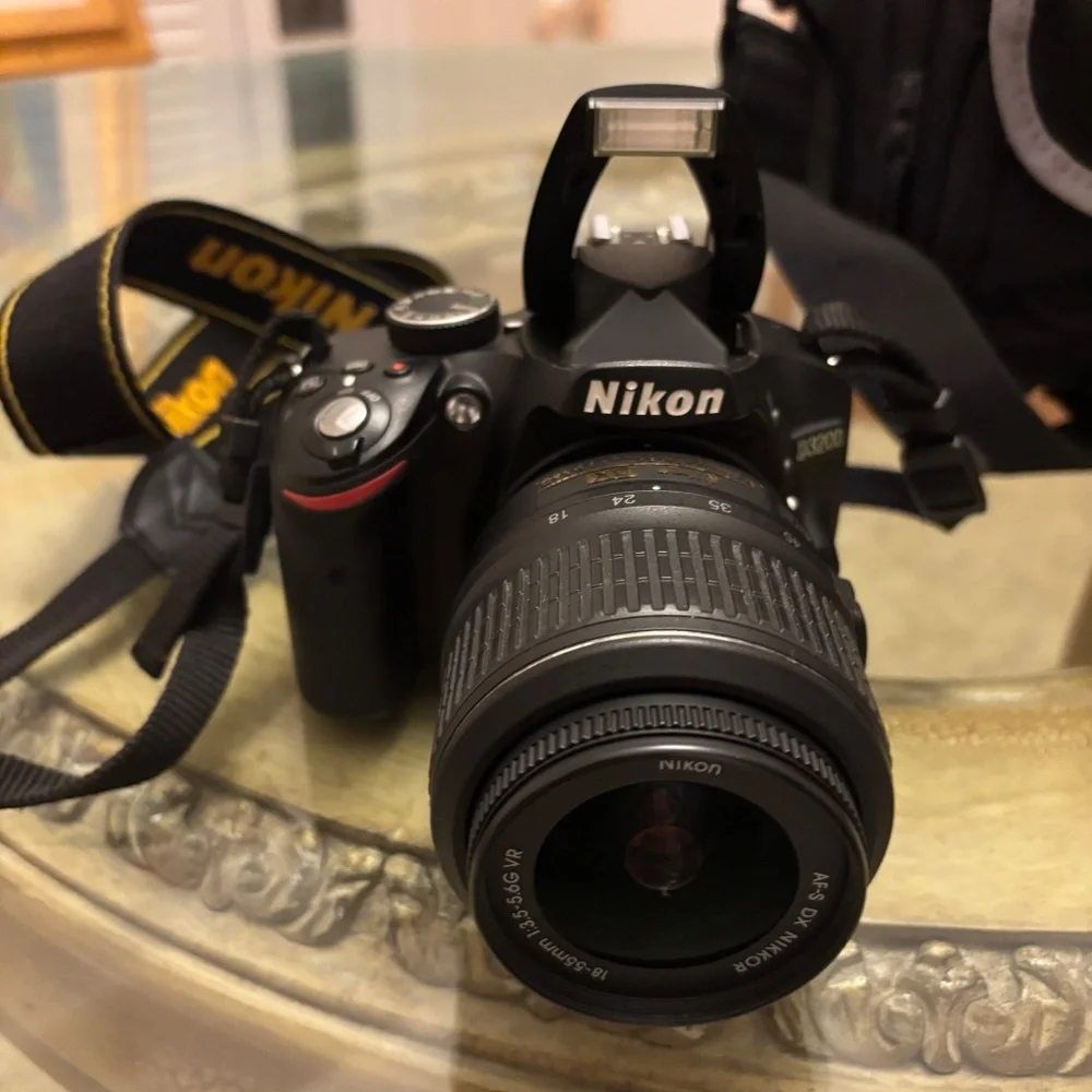 Nikon D3200 Digital Camera Bundle Very Low Shutter Count